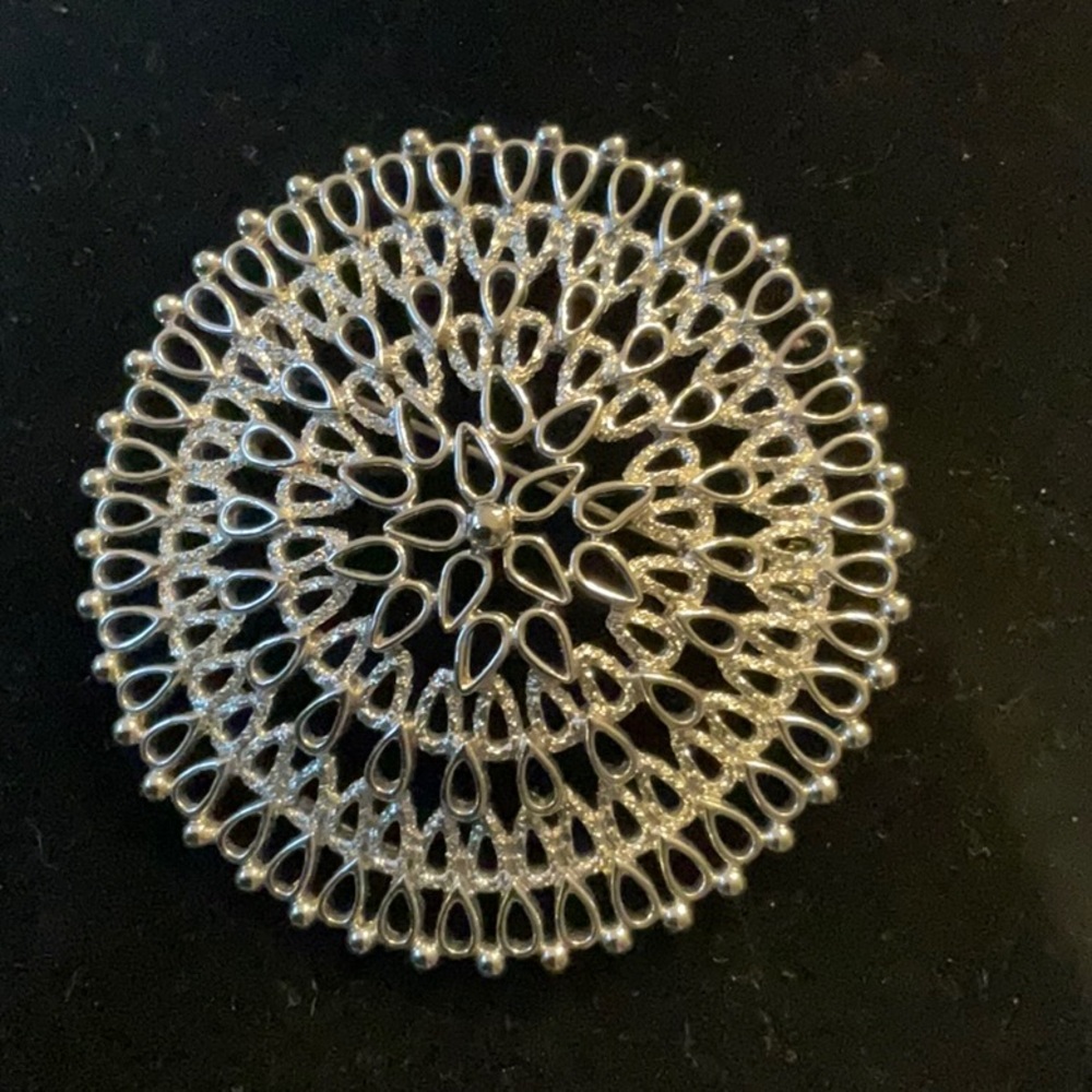 Sarah Coventry VENETIAN Silver toned Statement Pin Brooch